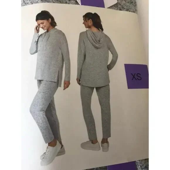 Max & Mia Women's 2 Piece Live In Lounge Set Pullover Hoodie & Pant, Size XS AG7 - Picture 2 of 3